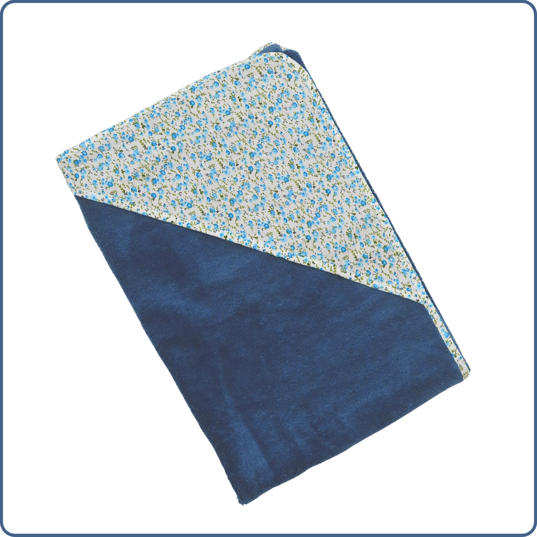 Cape de bain bébé, en tissu bambou Oeko-Tex, taille 0-4 ans, cousue main par Terre de Baïnes.