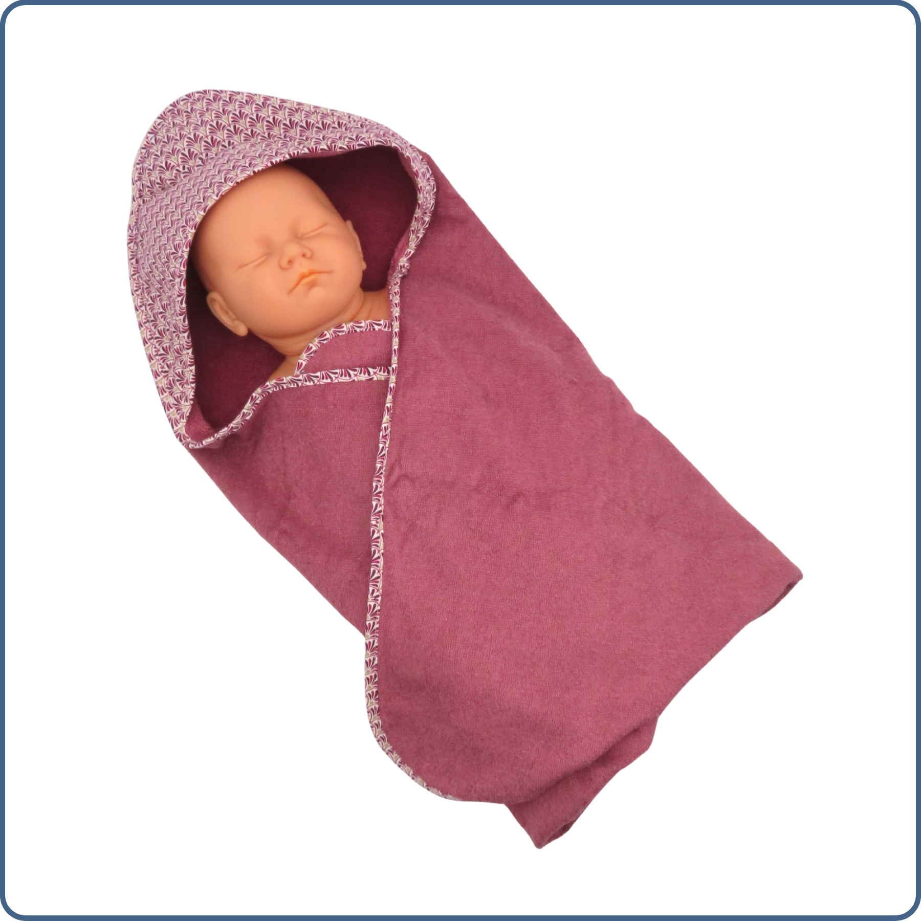 Cape de bain bébé, en tissu bambou Oeko-Tex, taille 0-4 ans, cousue main par Terre de Baïnes.