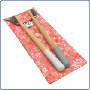 Etui pour brosse à dents en tissu imperméable, motifs floraux – fait main en France.