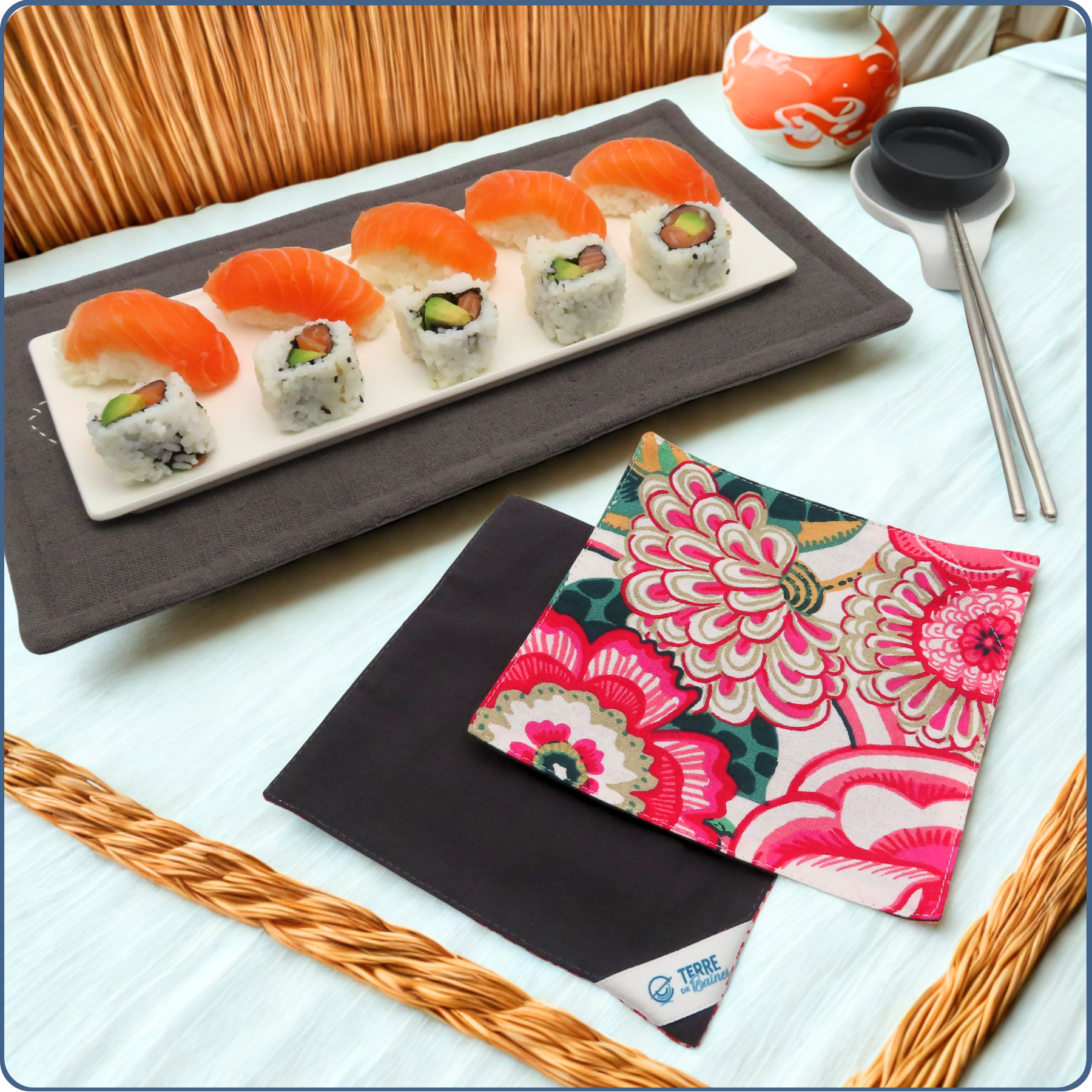 Petite serviette lavable en tissu, pour apéro, tea time, buffet de mariage, motifs fleurs, zéro déchet