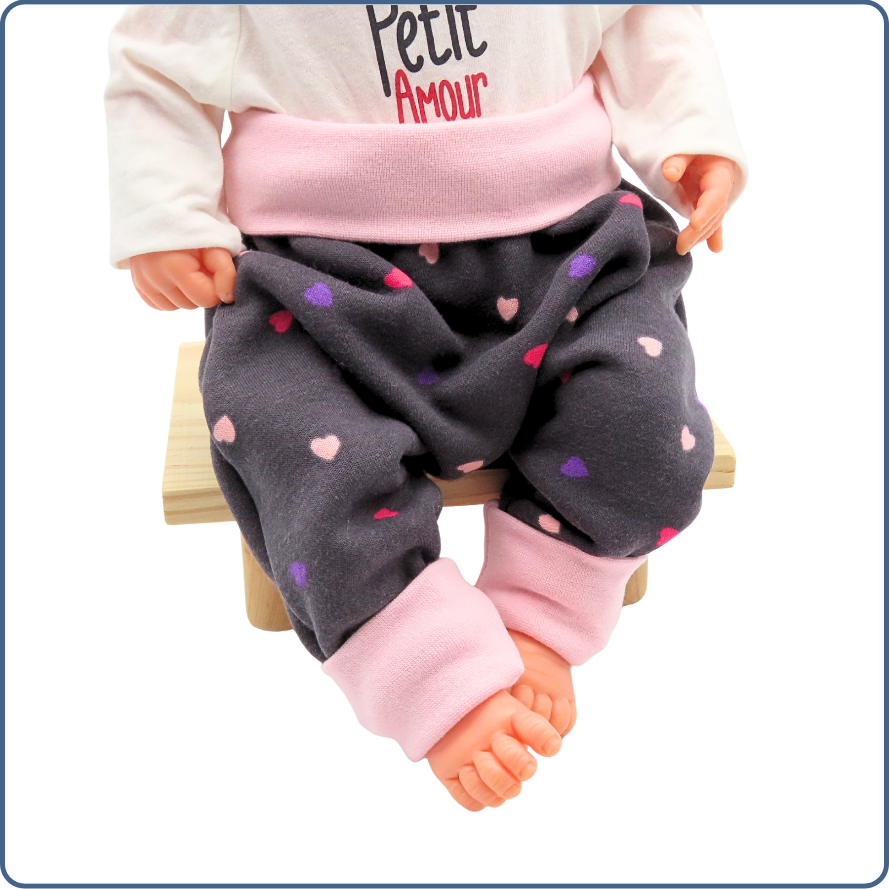 sarouel évolutif bébé, très chaud, motifs mini cœurs girly, économique, tissu sans produit chimique