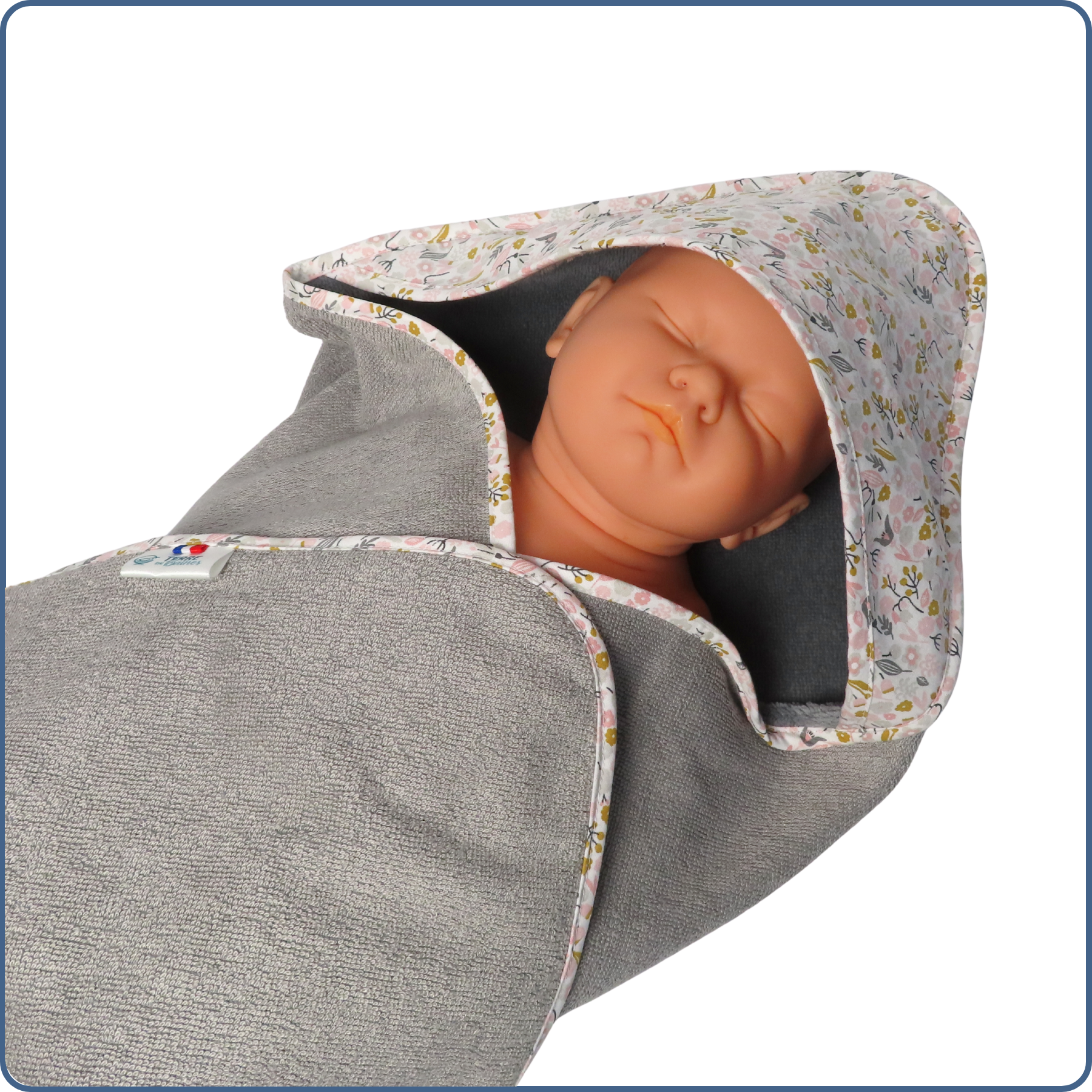 Cape de bain bébé cousue main par Terre de Baïnes, très douce en éponge bambou Oeko-Tex, taille 0-4 ans, motifs fleurs roses coloris gris