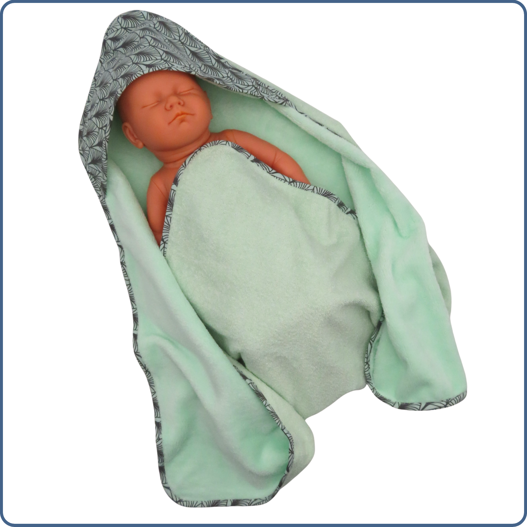 Cape de bain bébé, bambou bio, vert d'eau, taille 0-4 ans, fabriqué en France.